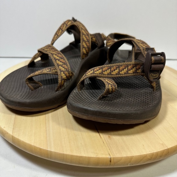 Chaco Z/2 Men\'s Hiking Sport Sandals Toe Loop Size 10 Brown Graphic Camp Trail main image 9